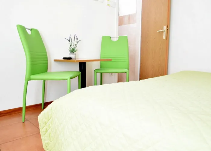 Vilma Close To Rab Affittacamere Palit